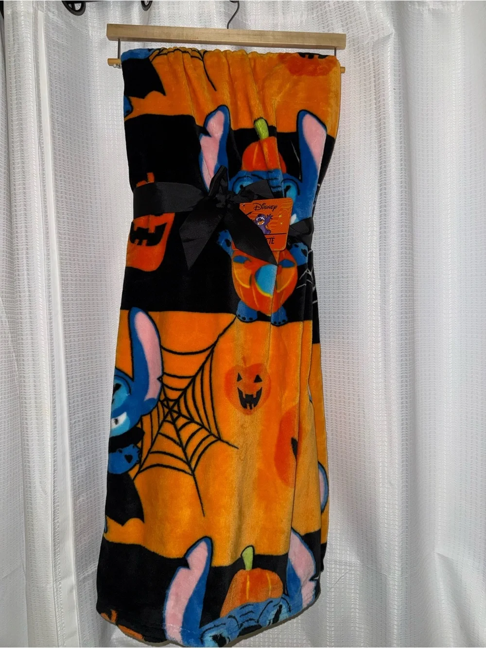 Disney Halloween Stitch Plush throw blanket 60”x70” Orange, Black new